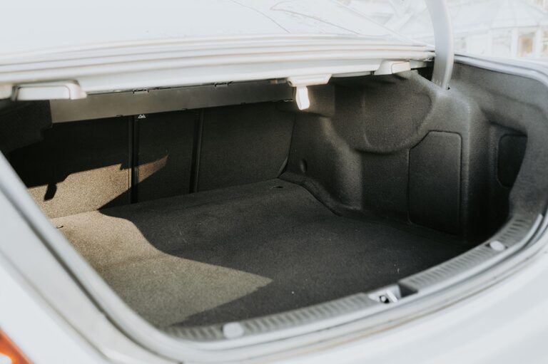 How to Keep Your Car Organized and Clean for a Stress-Free Ride